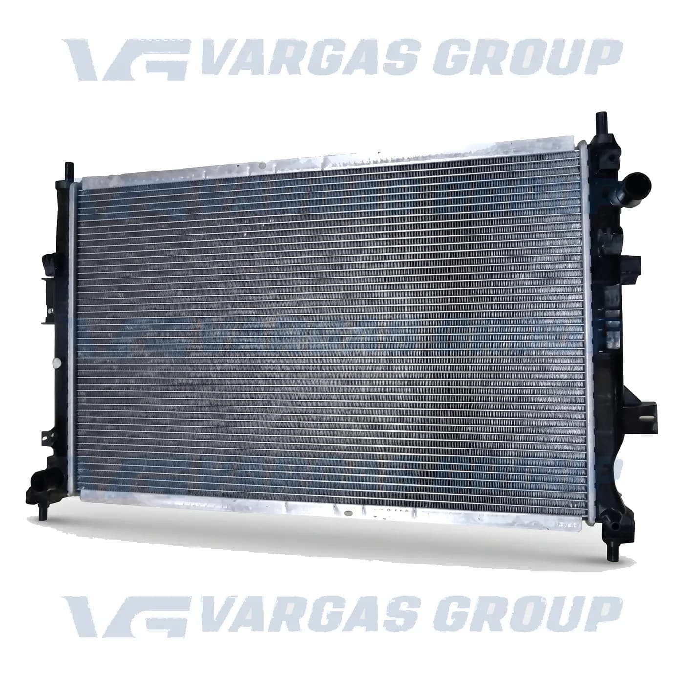 Radiador MAXUS V80 — foto 2
